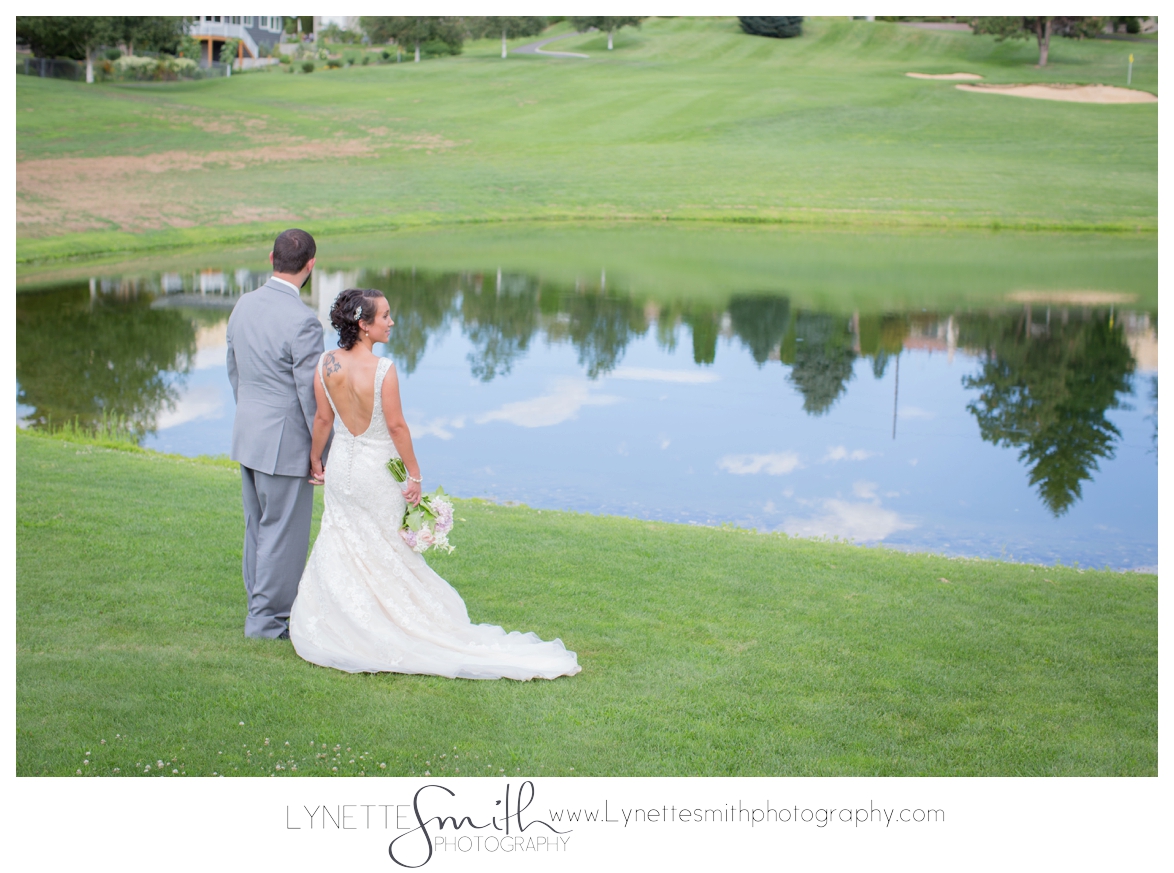 Wenatchee Golf and Country Club wedding photos by Lynette Smith Photography